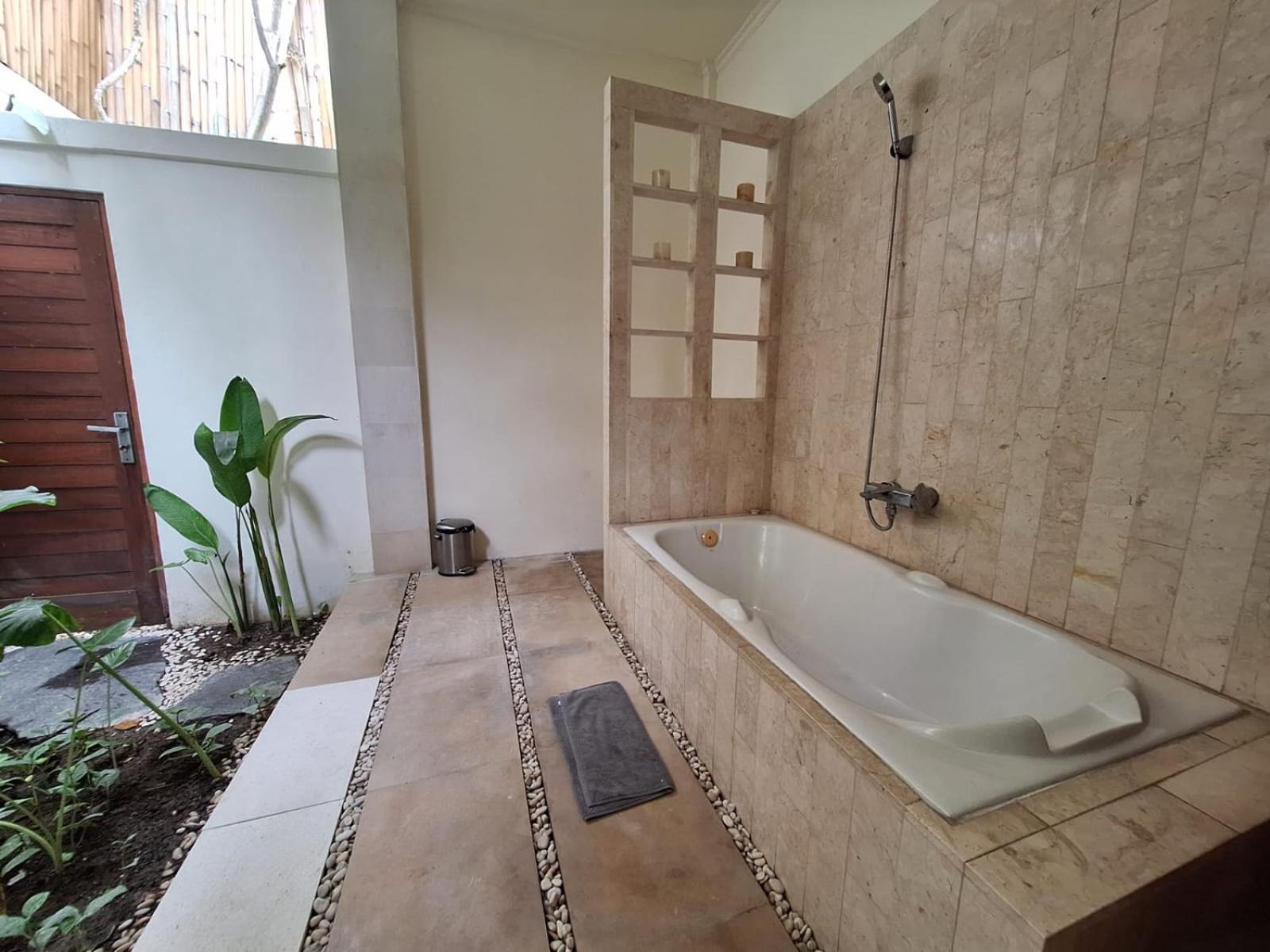 Villa Beji Seminyak  Exterior photo